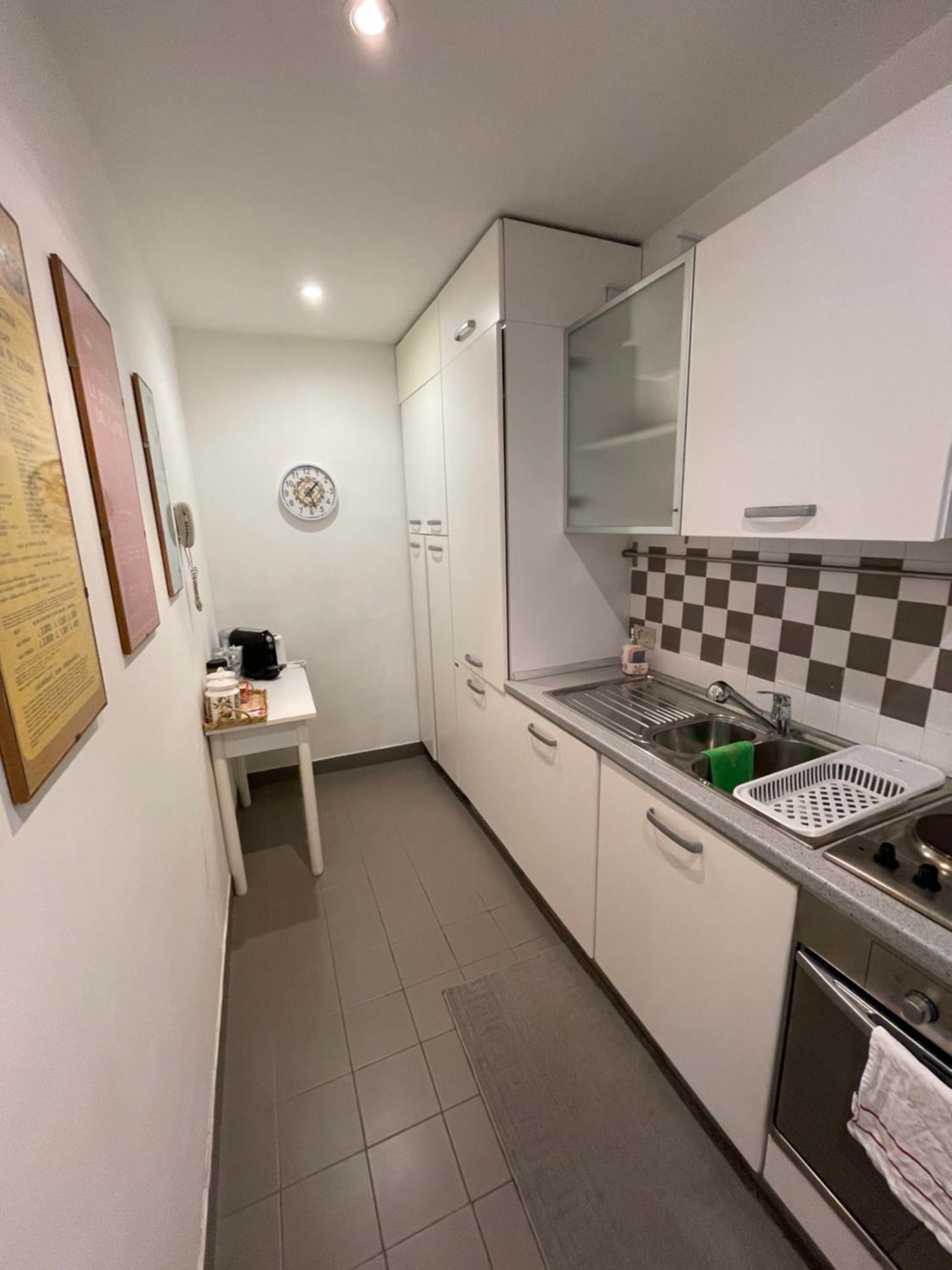 Lovely At Saint Peter's Square Vatican Apartment *